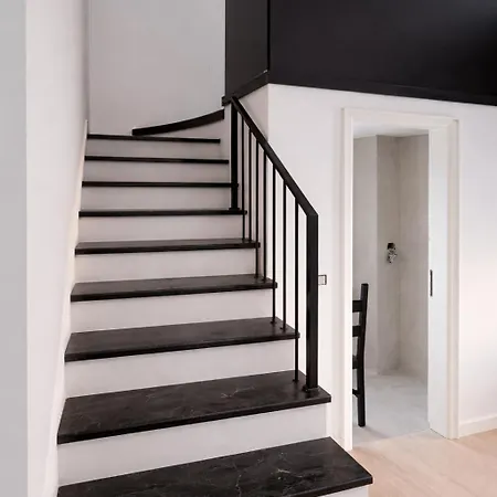 Duplex * Тирана